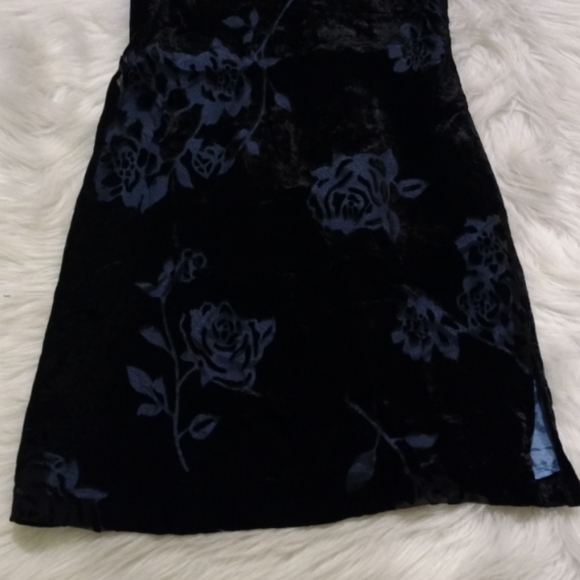 VINTAGE Black Velvet Box Cut Body Con Zip Up Back Mini Dress - Picture 7 of 15